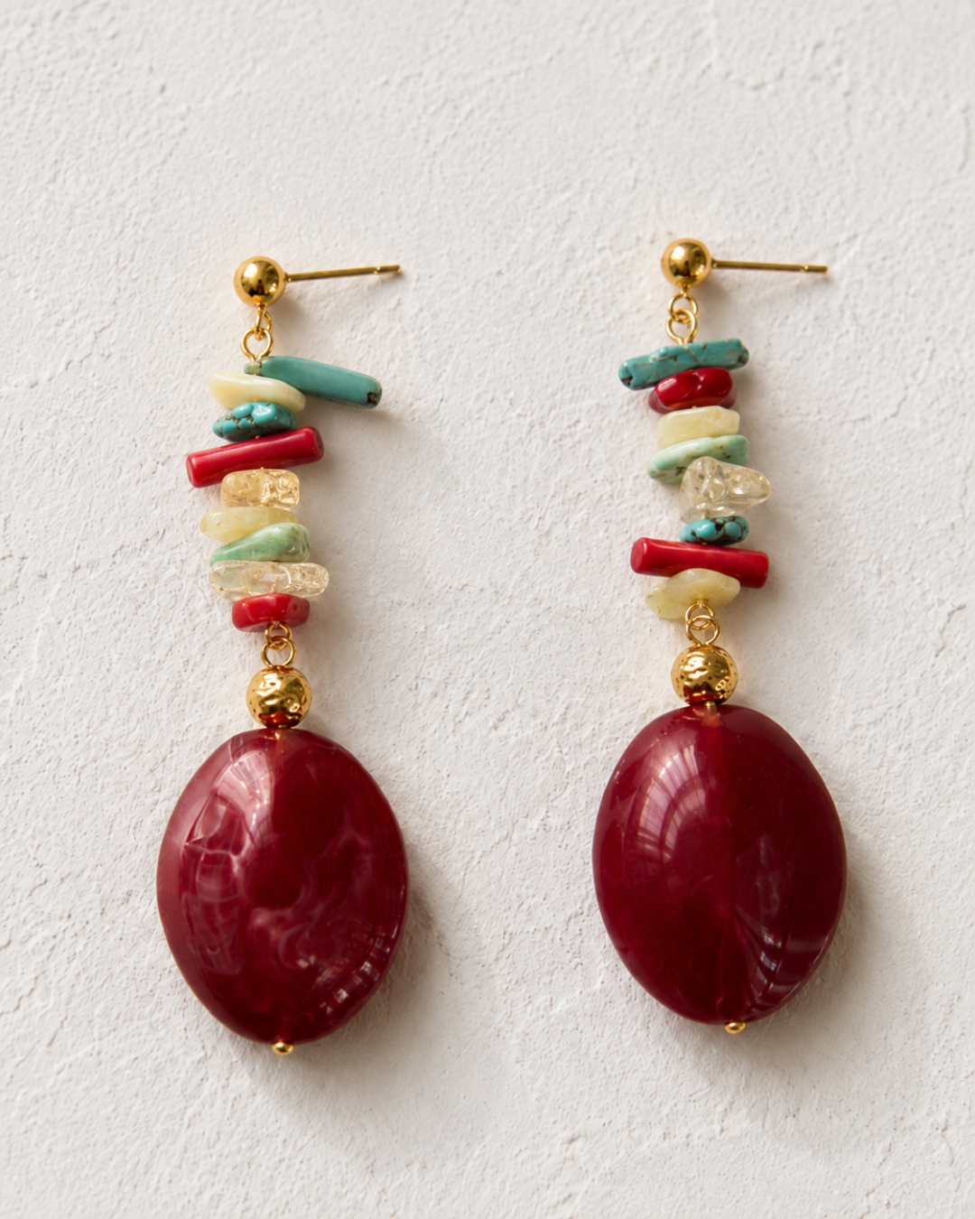 Pendientes Alma largos multicolor con óvalo burdeos